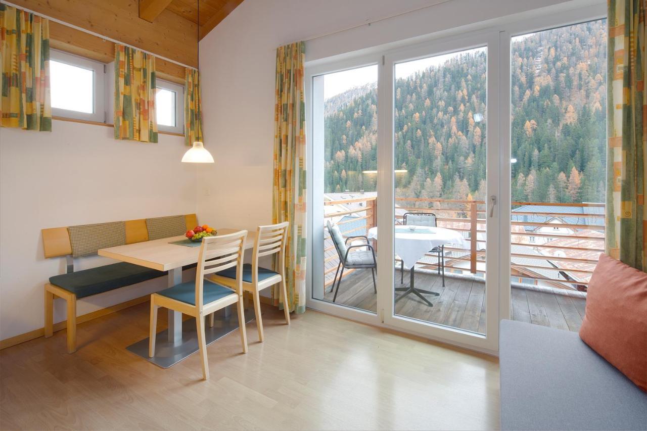 Apart Hotel Garni Alvetern سامنون المظهر الخارجي الصورة