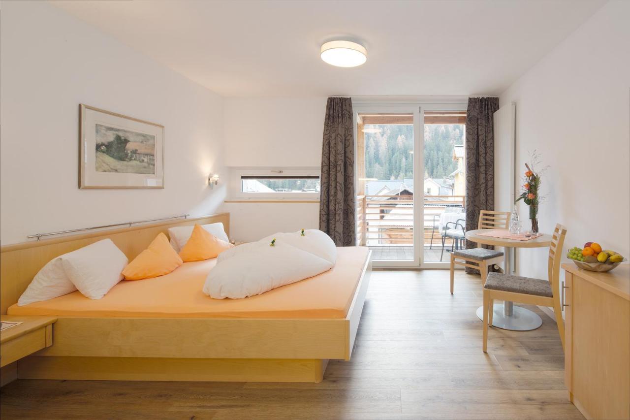 Apart Hotel Garni Alvetern سامنون المظهر الخارجي الصورة